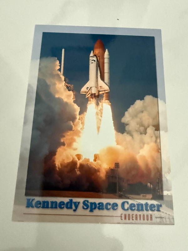 KENNEDY SPACE CENTER   FLORIDA