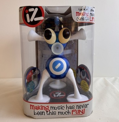 NOS RARE Zizzle iZ Blue 11  Alien Interactive Music MP3 iPod Speaker New 2005