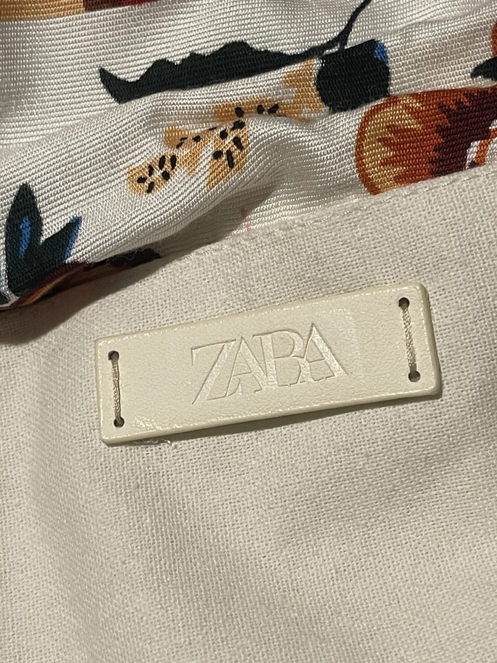 RARE ZARA WOMEN'S MULTI PRINTED HANDKERCHIEF FABRIC BAG BLOGGERS FAV!!! - Image 3 of 4