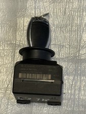 MERCEDES BENZ ML W164 GL X164 Z&Uuml;NDSCHLOSS MIT SCHL&Uuml;SSEL A1645451308