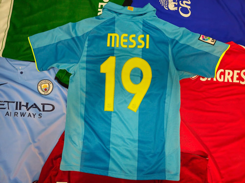 Lionel Messi 19 Barcelona original jersey M Rare