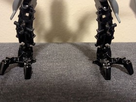 100% complete Lego Bionicle set 8693 Makuta Chirox