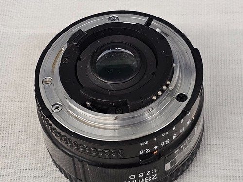 Nikon Nikkor AF 28mm 1:2.8 D F Mount Wide Angle Camera Lens Japan - Picture 8 of 10