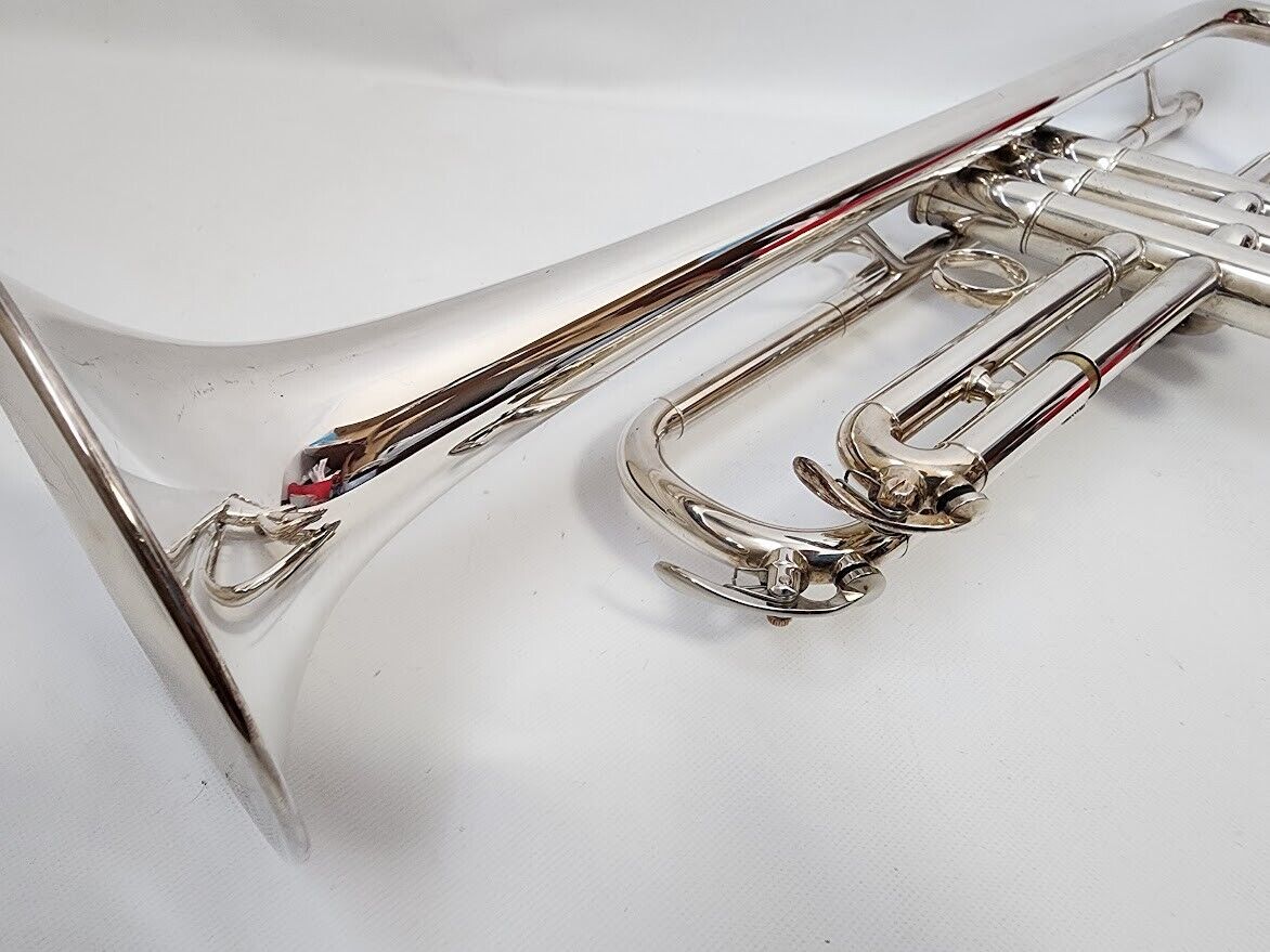 s-l1200.jpg s-l1200.jpg