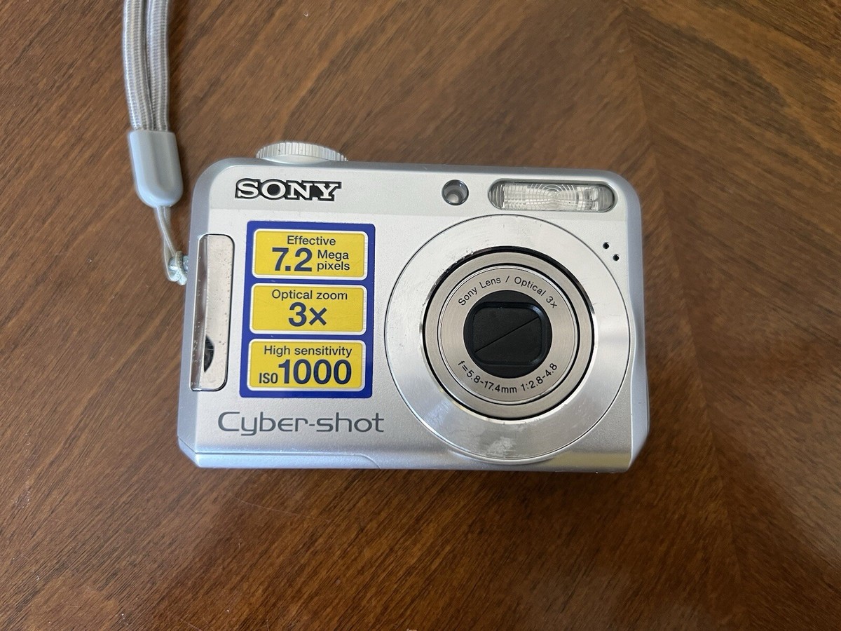 BROKEN Sony Cybershot DSC-S650 Digital Camera 7.2MP 3x