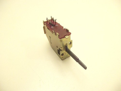 PIONEER SX-650 RECEIVER PARTS -- switch - loudness, etc.  6 pin