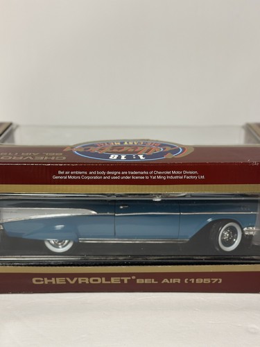 1957 Chevrolet Bel Air Convertible türkis 1:18 Die Cast Road Legends NEU - Bild 9 von 13