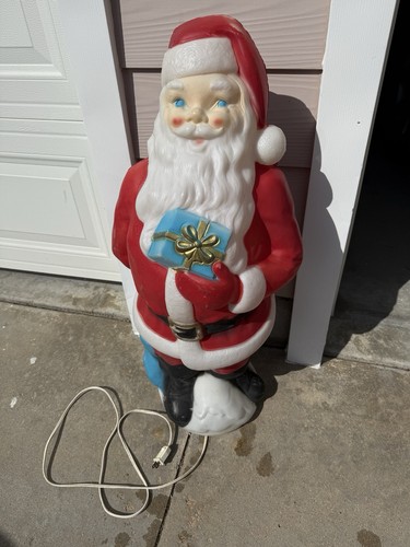Vintage 1971 Empire 34" Santa Claus Blow Mold Holding Gift-WORKS !