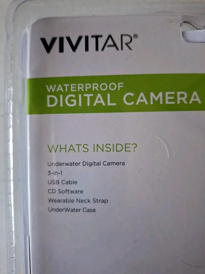 VIVITAR MAKE A SPLASH WATERPROOF DIGITAL CAMERA OVER 100 PHOTOS BLUE - V26690 - Image 3 of 4
