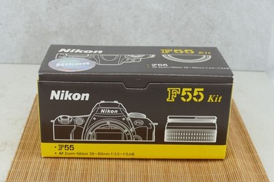 NIKON F55 KIT Kamera +Zoom Nikkor 28-80mm Objektiv +Sehr guter Zustand Unbenutzt