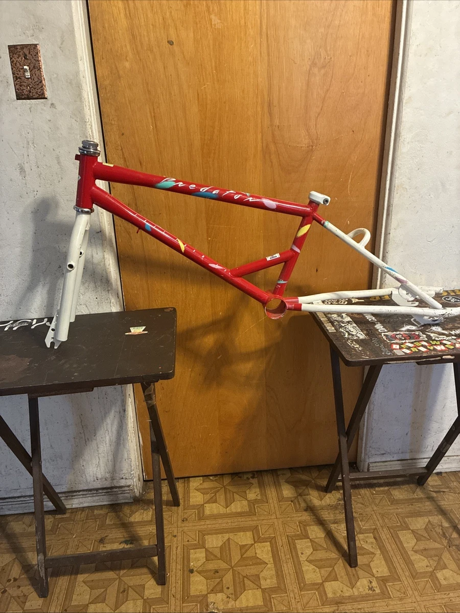 Pince tige de selle BMX Schwinn Predator rouge anodisée 25,4 vintage
