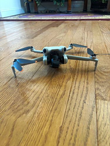 DJI Mini 4 Pro Drone RC 2 Controller 3 Batteries Hub Case Original Box