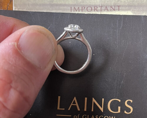 beautiful platinum diamond Halo Engagement wedding ring 0.82ct F/SI2 - Afbeelding 1 van 18