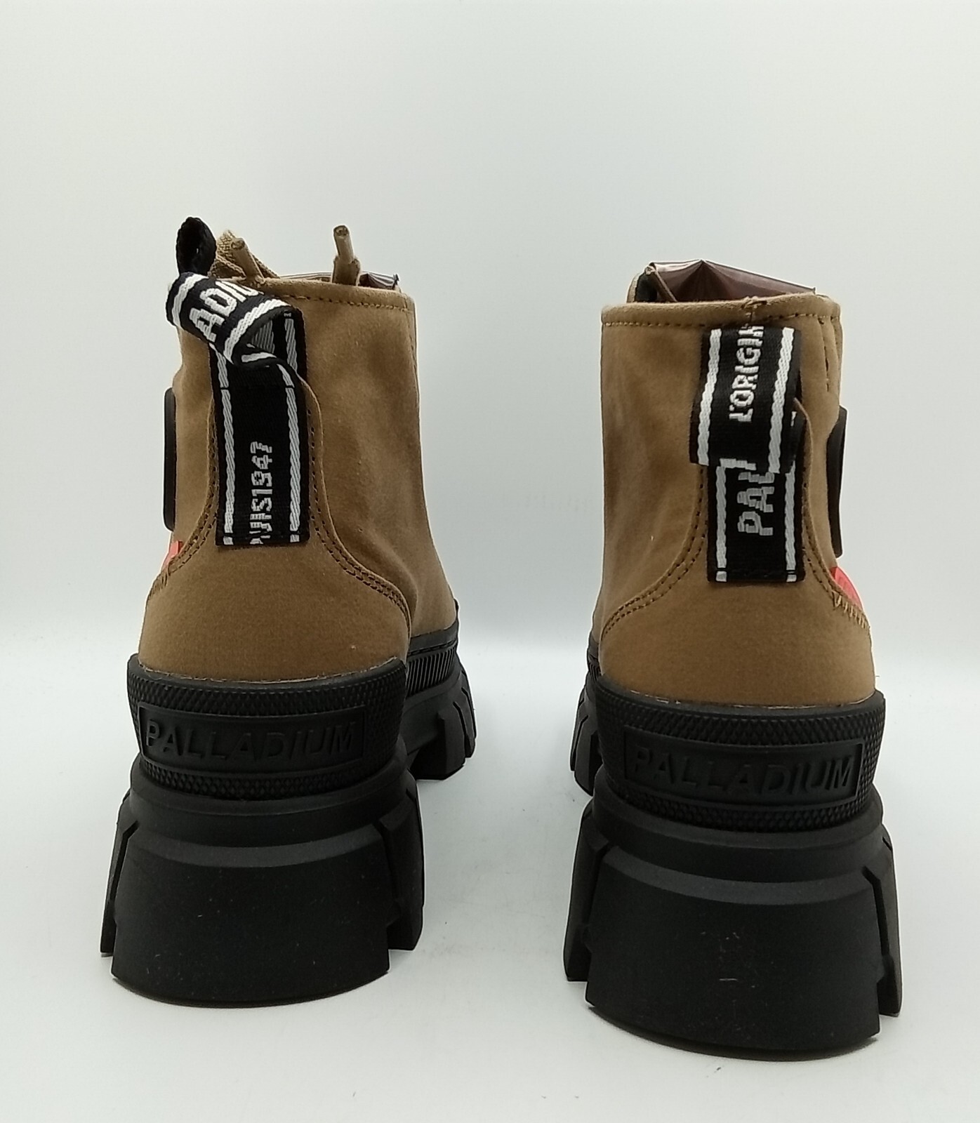 Palladium Women's Revolt HI TX Olive Size 6 M image 3