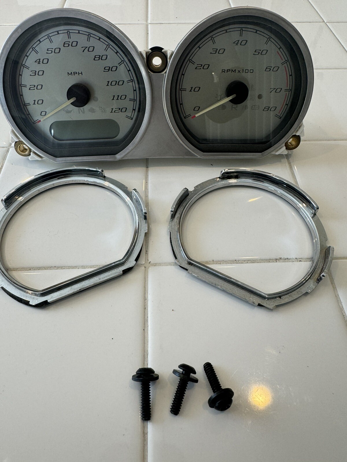 Harley 14-19 Touring Speedometer Tachometer Guage Cluster  