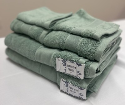 New 6 Piece Bath Towel Set- Green
