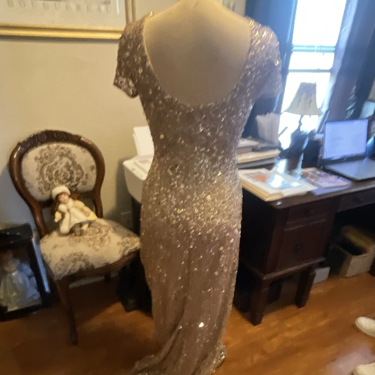 Vestido Vaina Adrianna Papell Para Mujer 8 Taupe Lentejuelas Cuello Redondo Cremallera Manga Corta