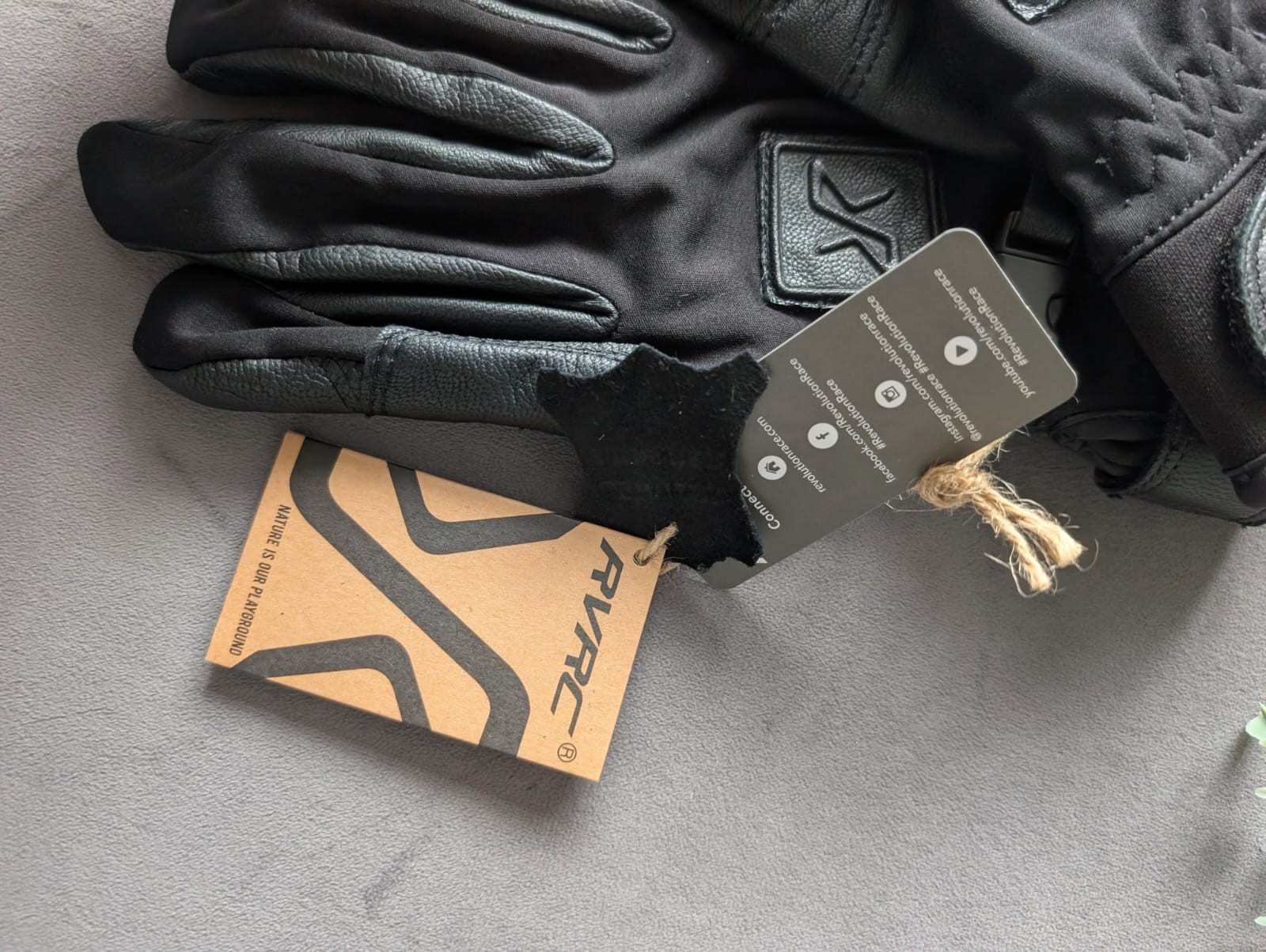 Revolution RaceBlack Leather/ Softshell Mens Gloves Size 8 Brand New image 9