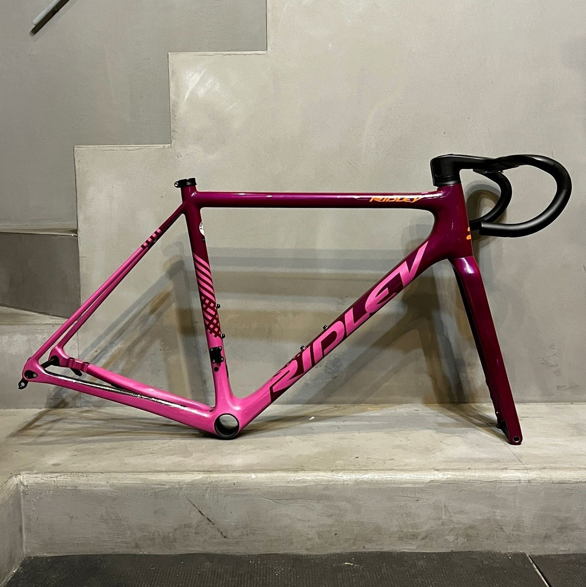 RIDLEY HELIUM SLX DISC Carbon Road Freme Set Integrated Handlebar