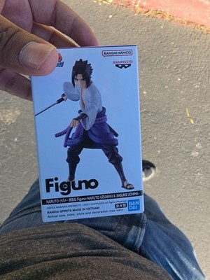 Bandai S.H.FiguartsNaruto Shippuden Sasuke Uchiha He Who Bears All Hatred Figure