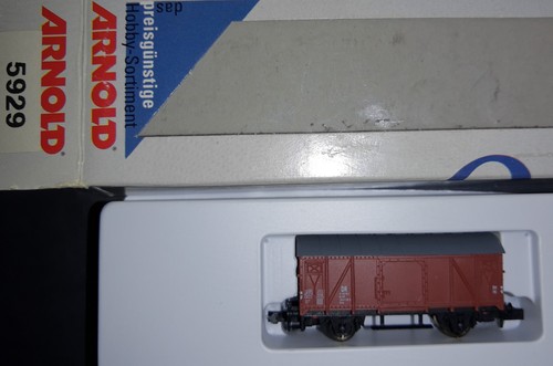 Arnold  5929 gedeckter Güterwagen Typ Gms ; braun der DR  in OVP; Spur N | Zustand: Neu