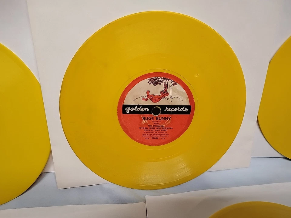 Yellow Vinyl 6" Golden records 78 RPM 1950's Santa Bugs Bunny Old Smoky lot of 5 - Image 3 of 4