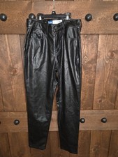 Old Navy High-Waisted OG Straight Black Faux-Leather Ankle Pants Size 0