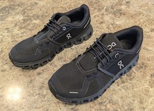 On Women's Cloud 6  Triple Black  US Women's Size 8  3WF10061043