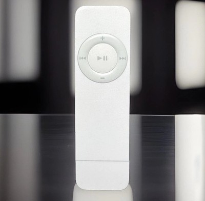 Apple iPod Shuffle 1st Generation (1GB) White For Parts Or Repair