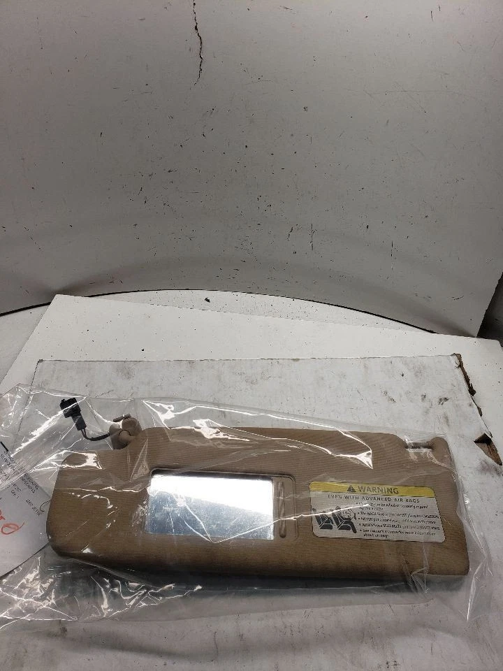 Parasol para conductor VIN K sedán de octavo dígito iluminado se adapta a 07-10 JETTA 1406029 Foto 2 de 4