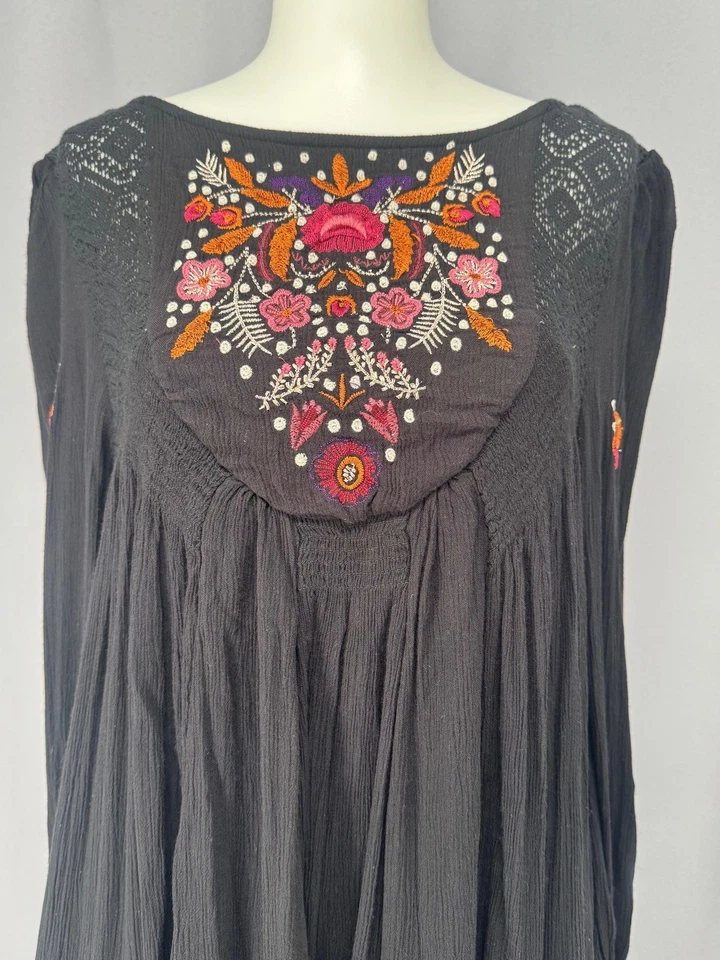 Free People Dress Womens XS Black Embroidered Boho Tunic Babydoll Mini - Image 2 of 4