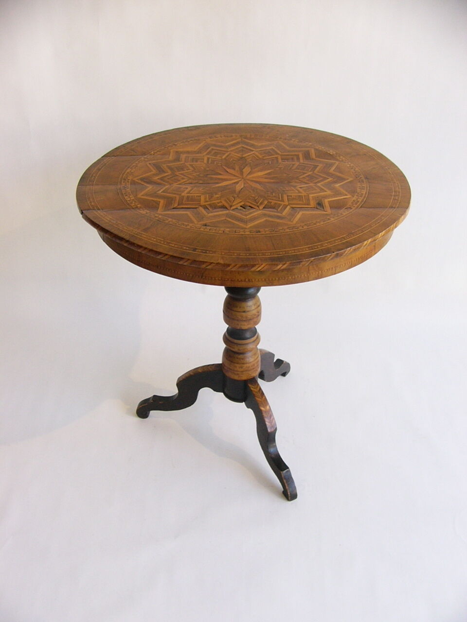 19th Century Italian Sorrento Fruitwood Inlaid Table