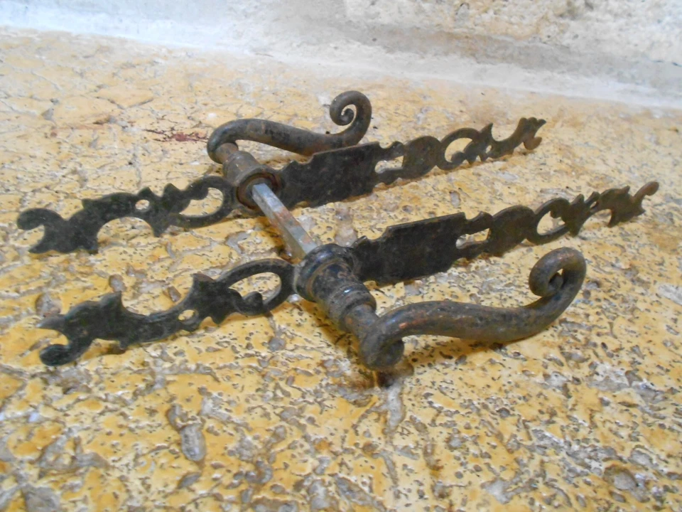 Vintage Paire de Poignées et Plaques de Porte en fer forgé - Photo 3/4