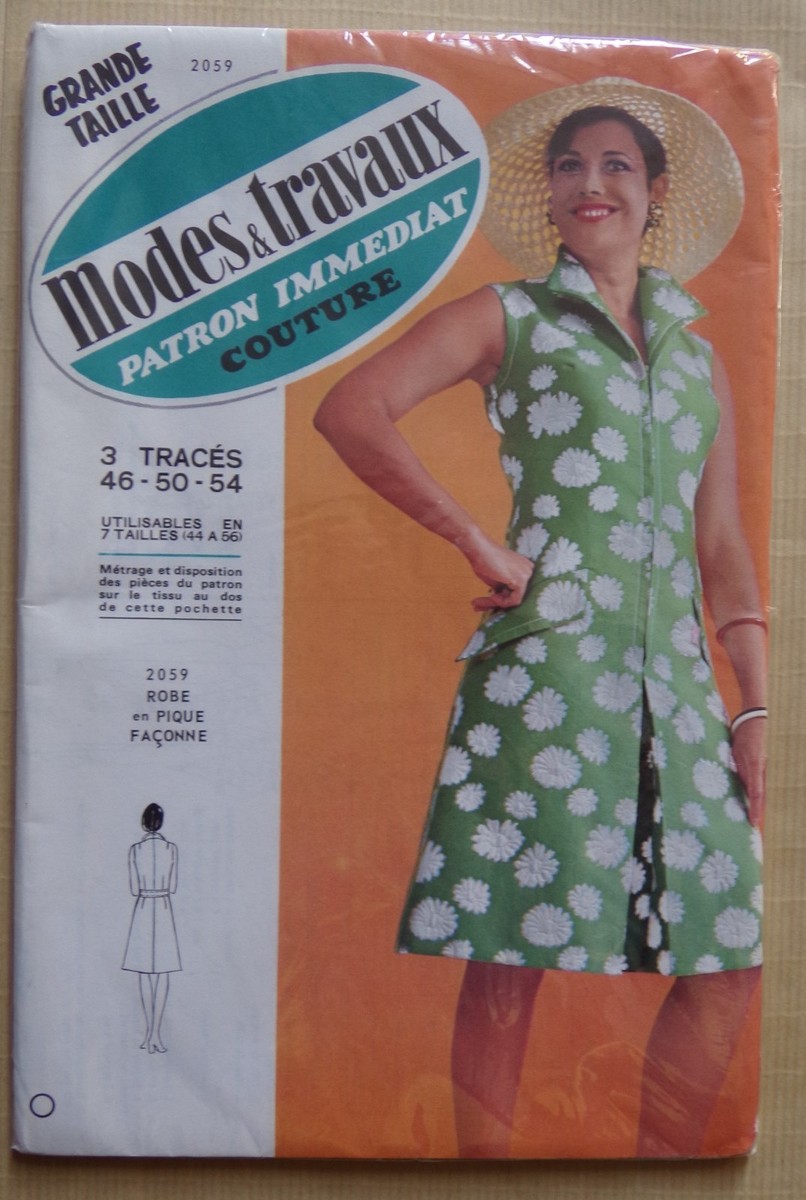 Patron Vintage Modes Et Travaux - Robe Femme Grande Taille - Années Anciennes