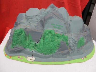 VINTAGE TROLLS  1960's MAGIC MOUNTAIN TROLL CAVE + VINTAGE DOLL FURNITURE ACCES.