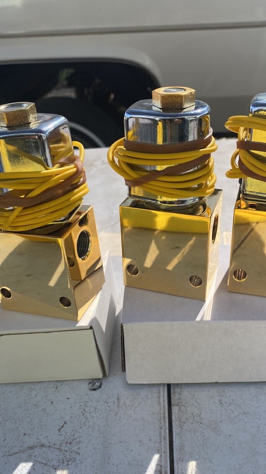 Lowrider Hydraulics Gold & chrome delta dumps Brand New Set Of 4 Dumps