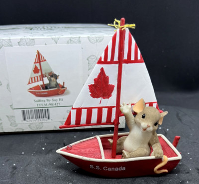 Charming Tails S.S. Canada  Sailing by To Say Hi   SIGNED w original box
