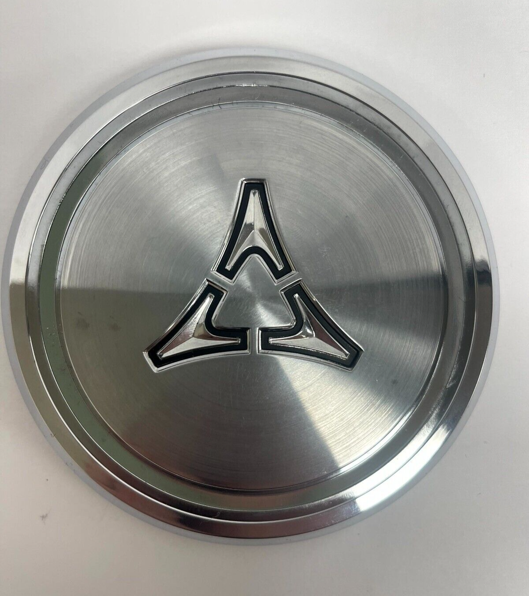 Wheel Cover & Dodge Triangle Emblem 69-71 Polara Monaco NOS Mopar