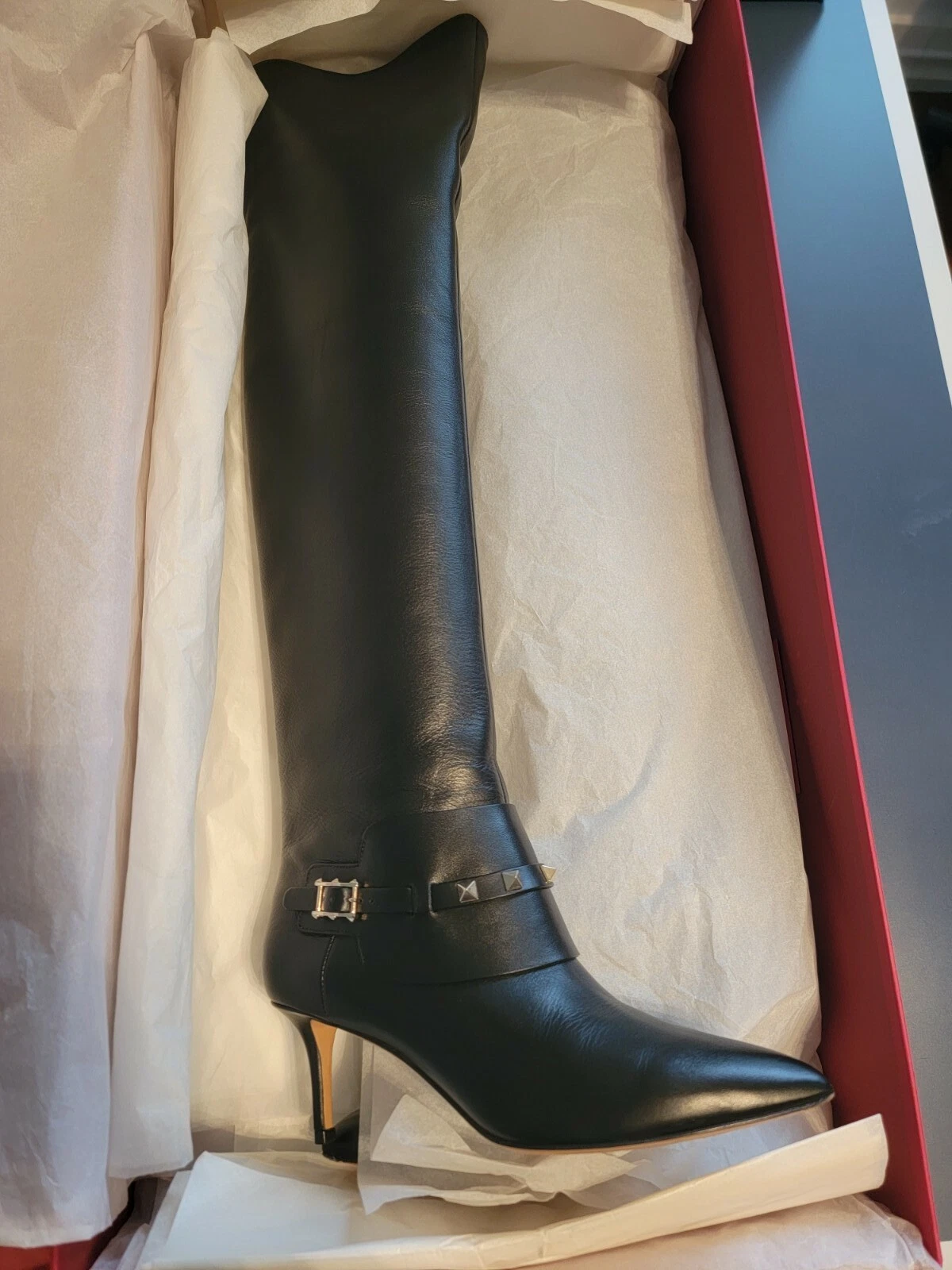 Stivali sopra il ginocchio PreLoved Valentino Garavani Rockstud pelle nera EUR 37