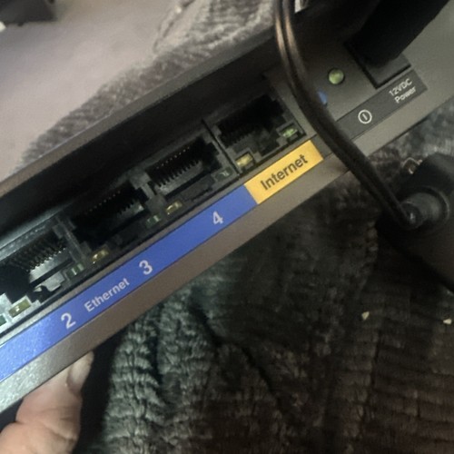 Linksys EA3500 N750 Dual-Band Smart Wi-Fi Router (4 Gigabit Ethernet ports) - Afbeelding 4 van 7