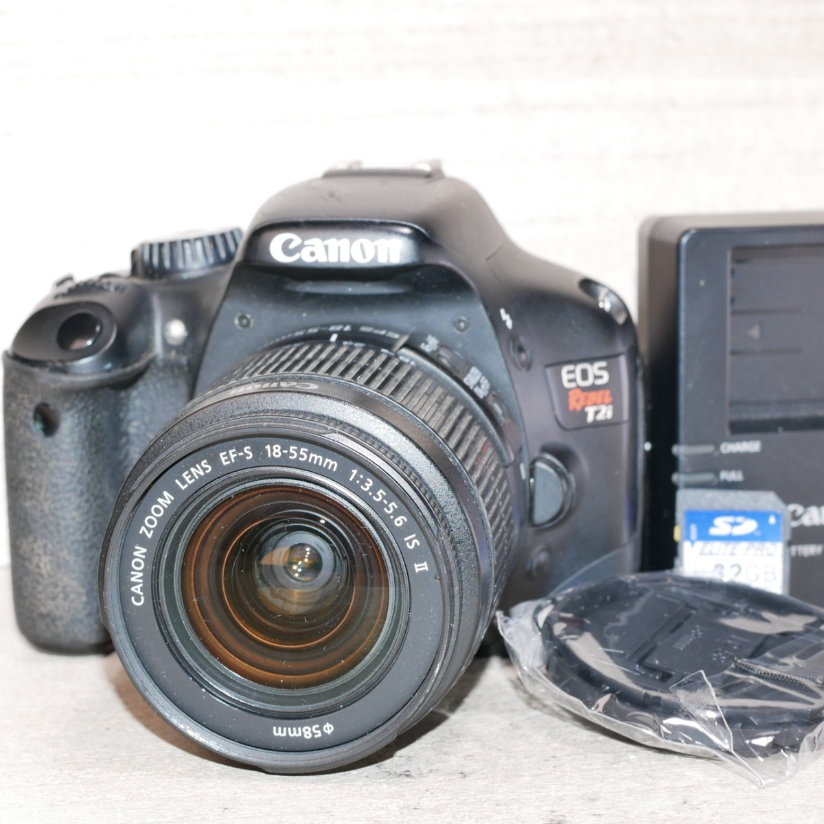 Canon EOS Rebel T2i DSLR Camera W EF-S 18-55mm Lens *TESTED 