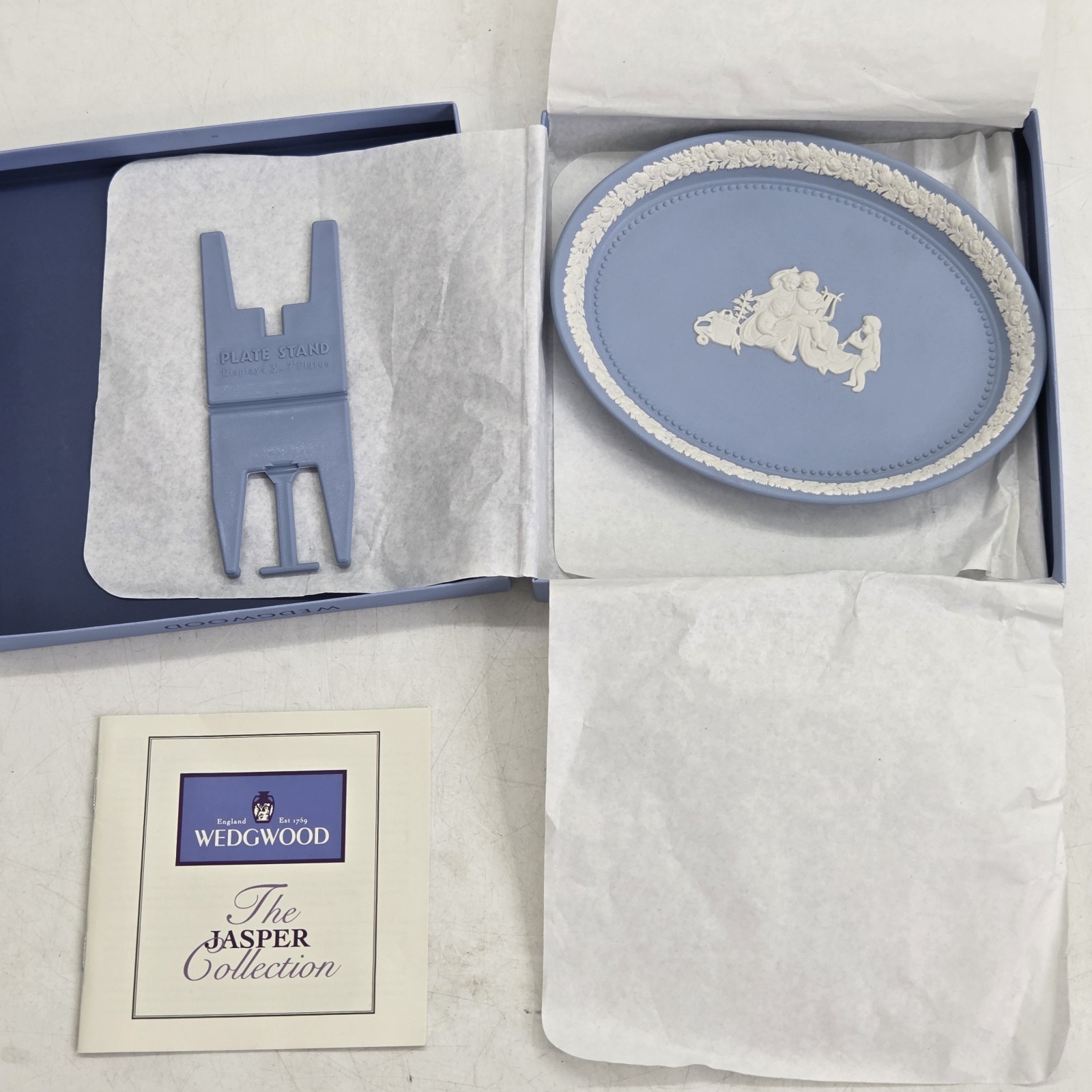 Wedgwood Blue Jasperware Infant Academy Decorative Oval Plate 2000 With Stand