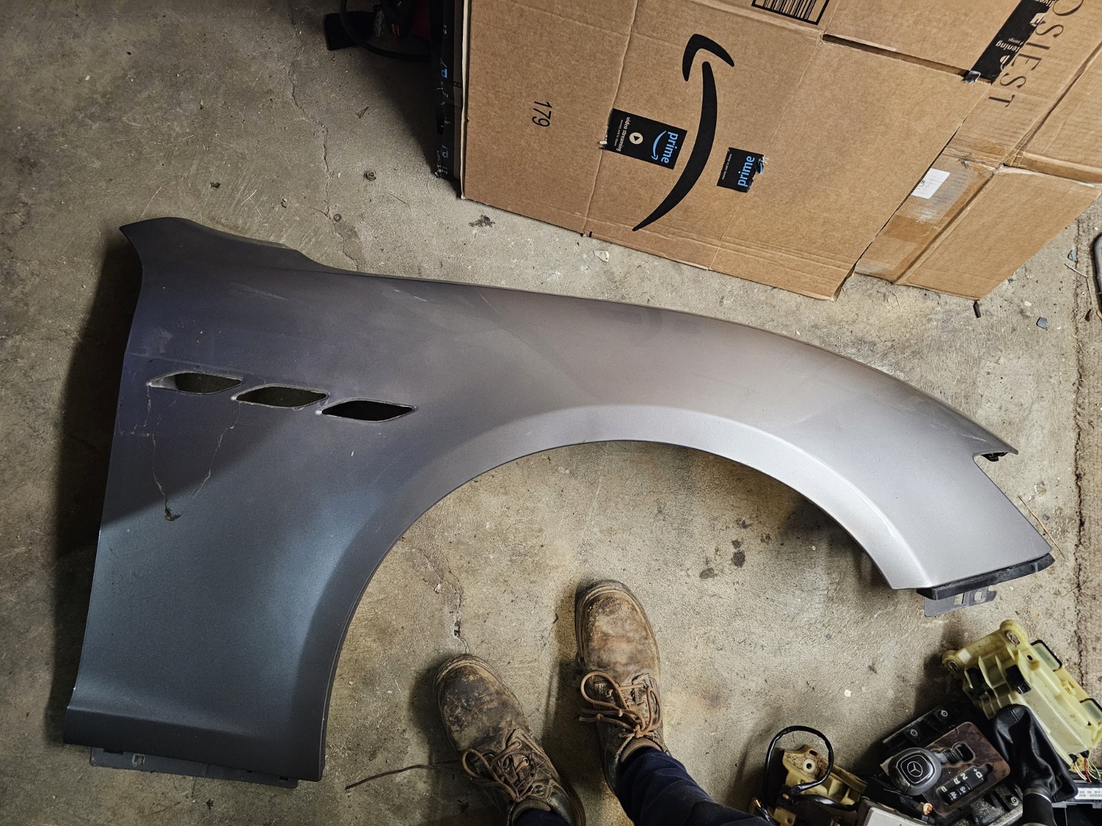 14-20 Maserati Ghibli Front Right Passenger Side Fender Assembly Oem