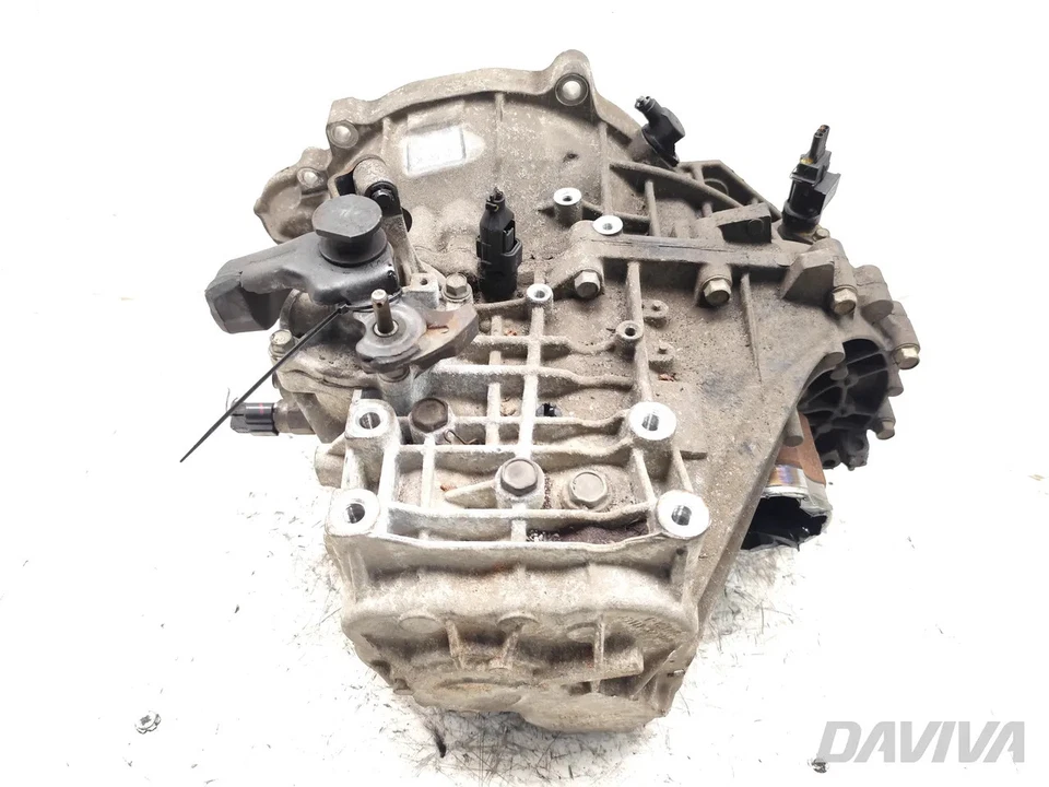 Hyundai i40 6 Speed Manual Gearbox 1.7 CRDi Diesel 100kW (136 HP) WBJ6 2011 - Image 4 of 4