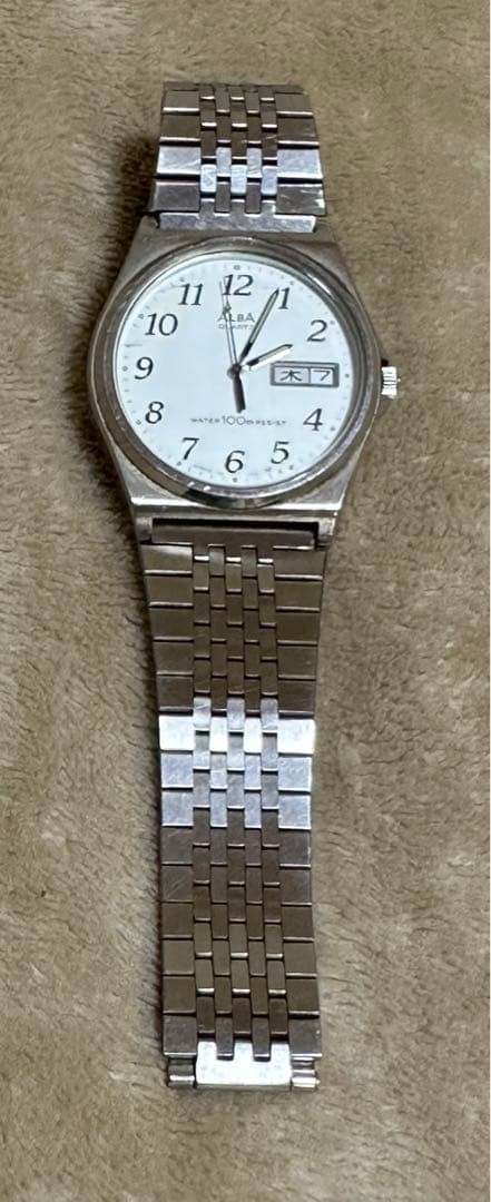 Used As-is Alba Men's No Seiko Quartz Parts/Repair Battery Wristwatch - vintagewatches.pk