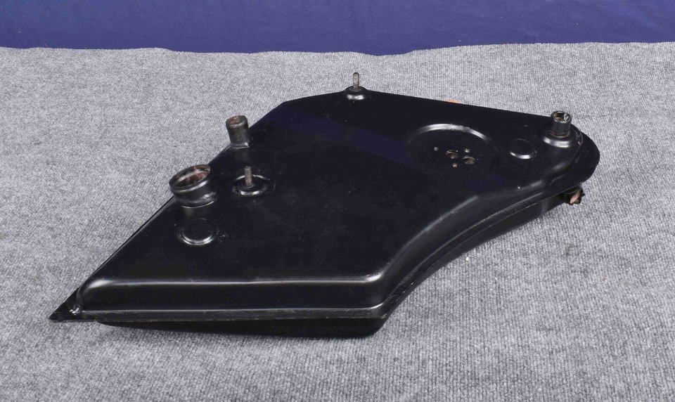 Porsche 914 6 Oil Tank 1970 1972 Genuine 901 107 005 46 Black EBay porsche-914-6-oil-tank-1970-1972-genuine-901-107-005-46-black-ebay