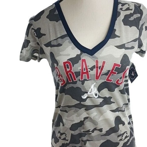 MLB Atlanta Braves T Shirt Gray Camo V Neck Short Sleeve Baseball Womens S - 第 2/5 張圖片