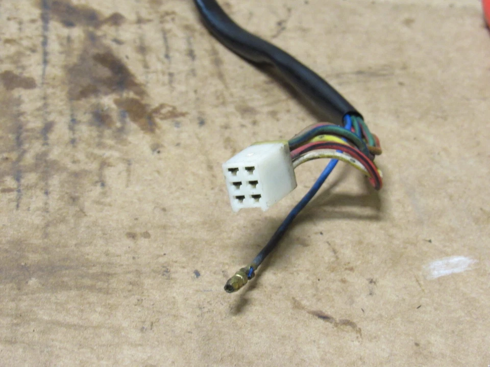 1982 铃木 GS450L 齿轮换档开关 37720-45100 — 第 4/4 张图片