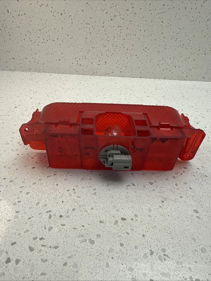 04-08 MAZDA RX-8 TERCEIRA LÂMPADA DE FREIO RX8 286-61009 FABRICANTE DE EQUIPAMENTO ORIGINAL - Imagem 3 de 4