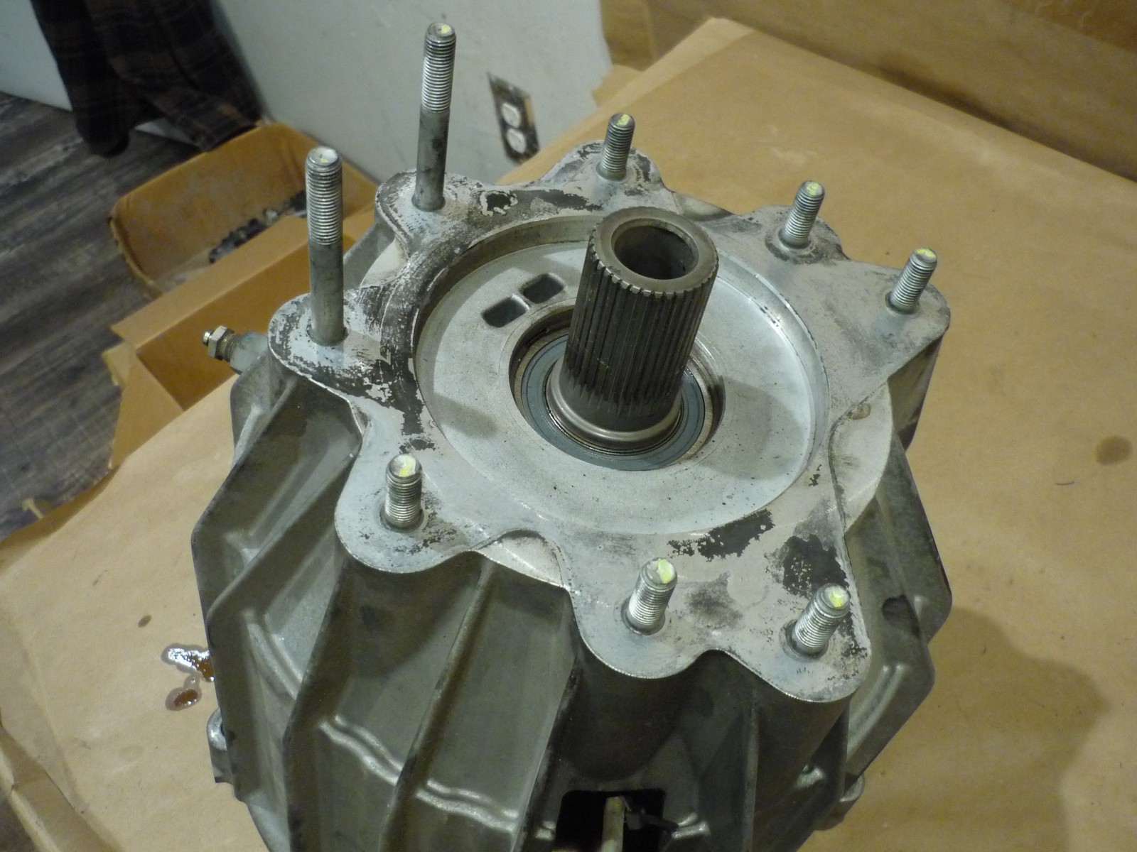 Maserati Quattroporte 05 - Clutch / Bell Housing P/N 202834